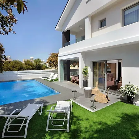 The Lighthouse Villas Perivolia