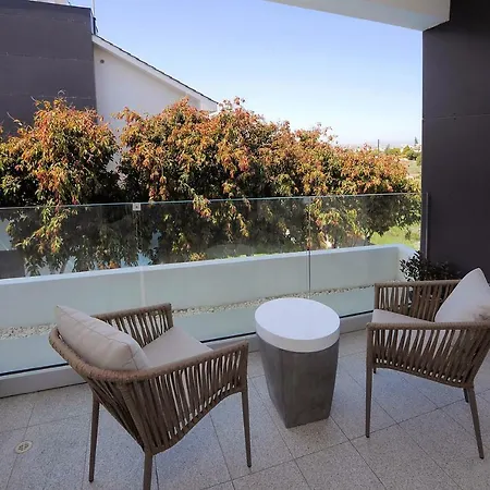 The Lighthouse Villas Perivolia