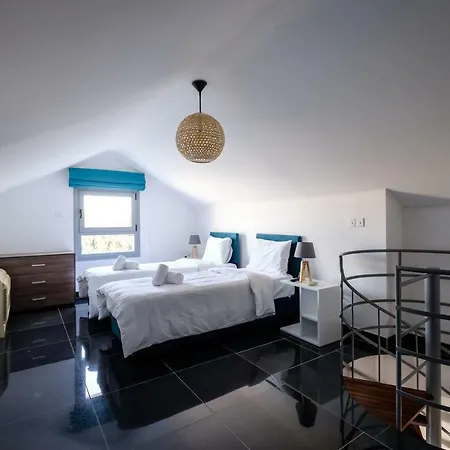 Villa The Lighthouse Villas Perivolia