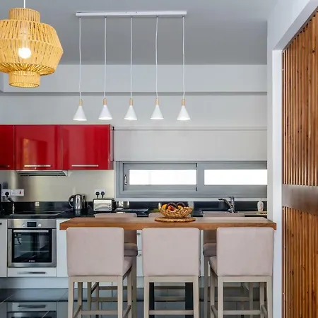 The Lighthouse Villas * Perivolia