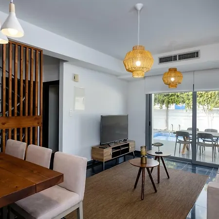 The Lighthouse Villas Perivolia